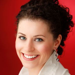 Meet your Posher, Julia